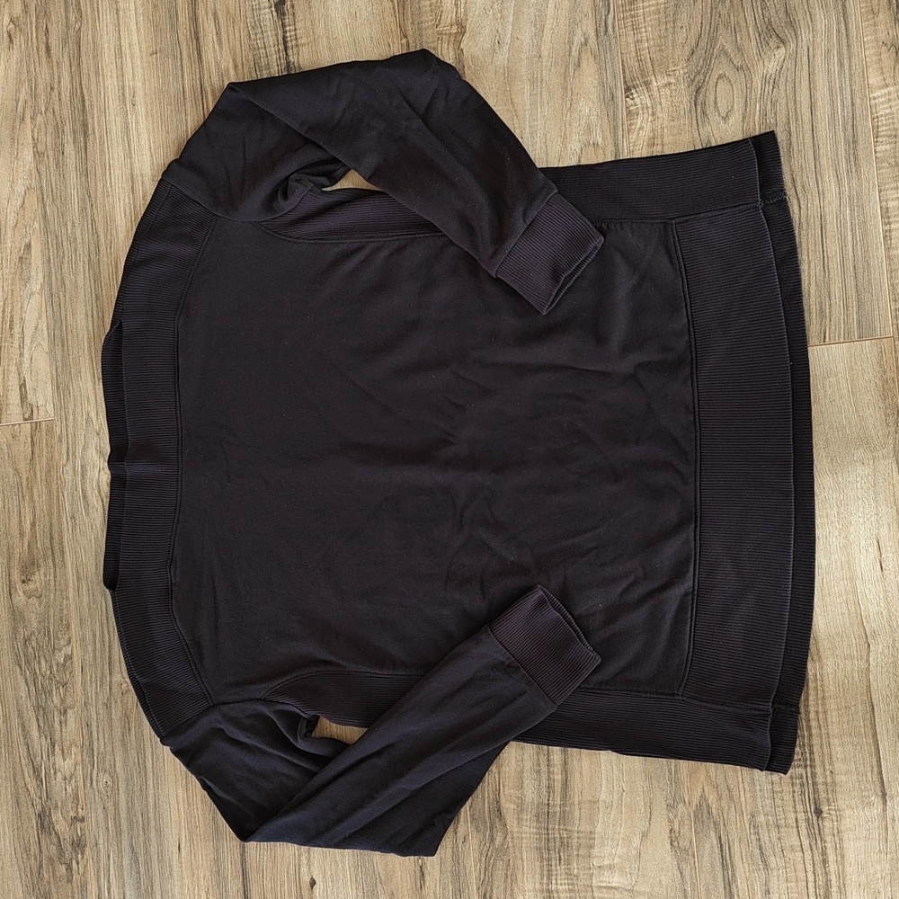 Like new super soft black tunic